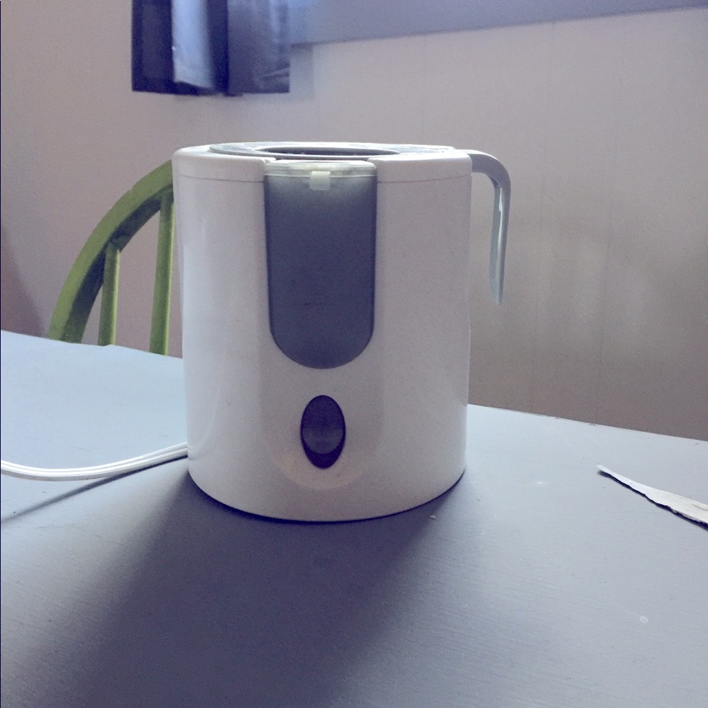 Baby bottle warmer